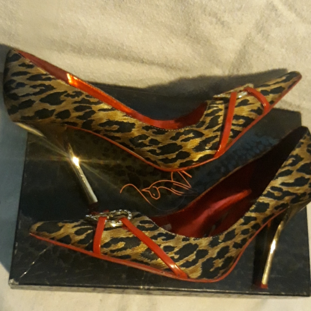 🥰 BP Leopard Heel
